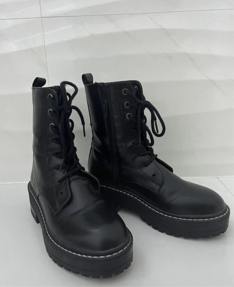 Dockers / Botas com cordões