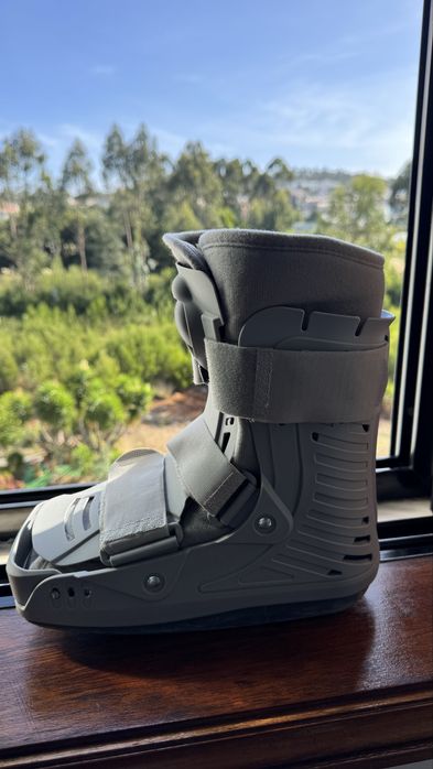Bota WALKER fixa insuflavel curta MEDI