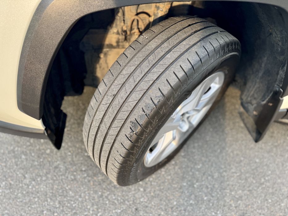 Toyota Rav 4 Active Official