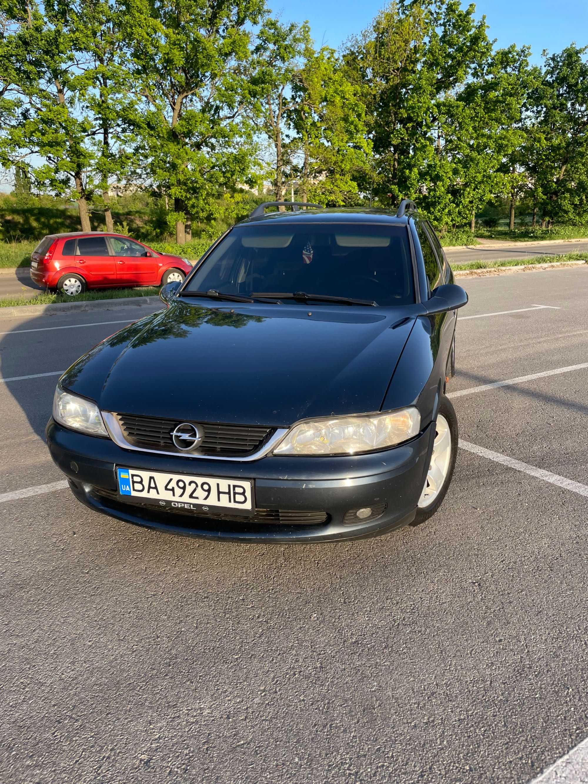 Opel Vectra B 2000р 2.2