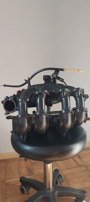 Впускной коллектор Ford Fiesta 2008-2012 mk7 1.25L бензин