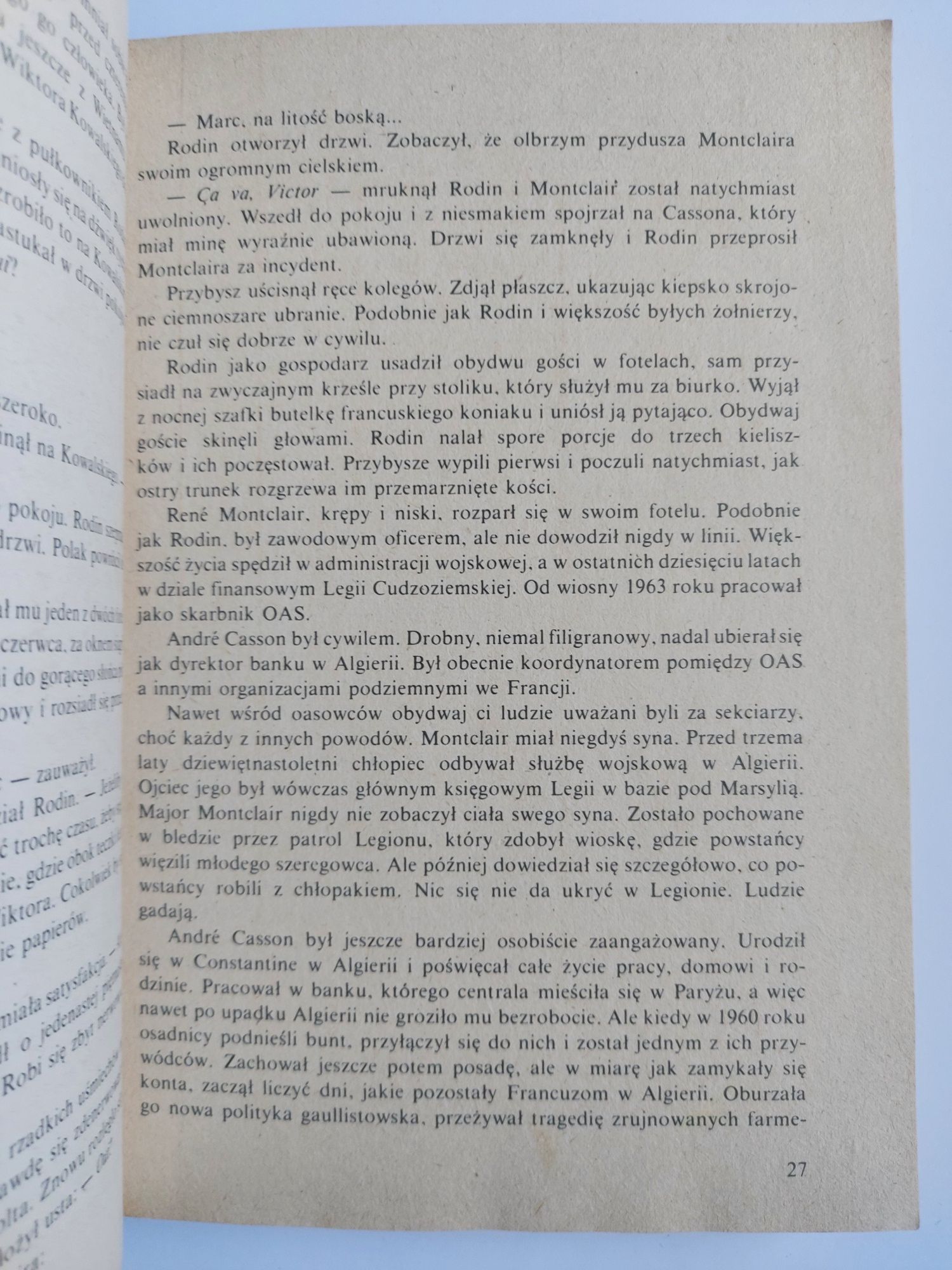 Dzień Szakala - Frederic Forsyth. Książka