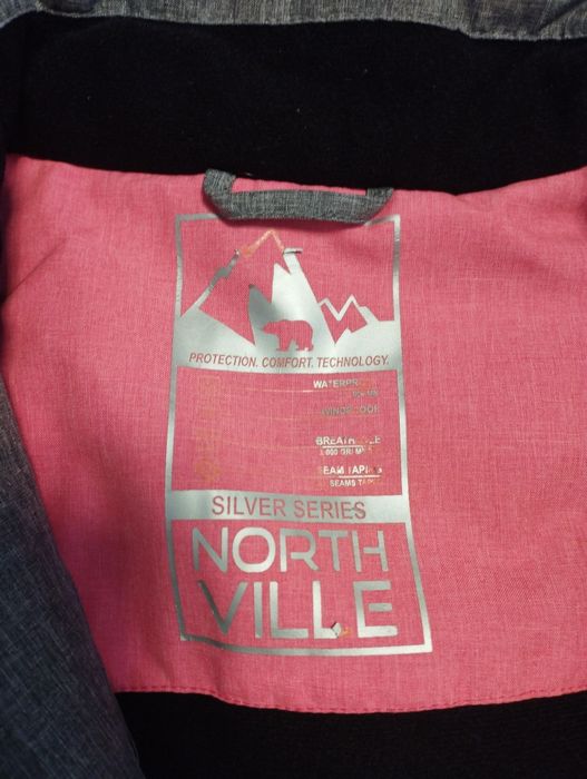 Курточка для дівчинки.