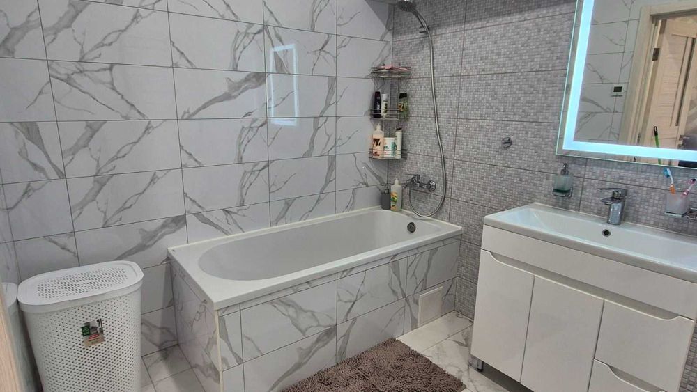 Продам 2-х ком.кв.в новострое(ЖК «Парковый квартал»)