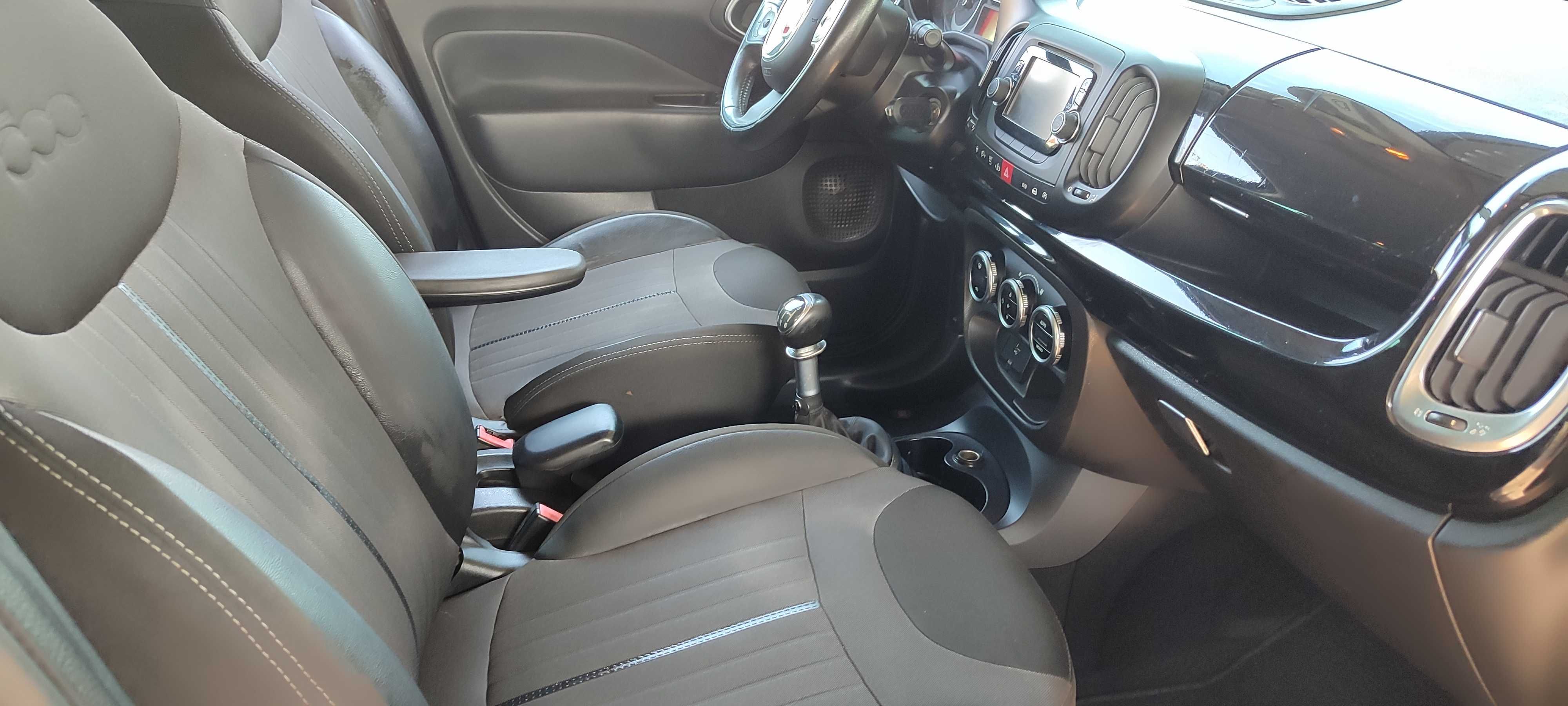 Fiat 500L motor 1.6 Nacional 7 Lugares 1.6 Multijet 123 mil km