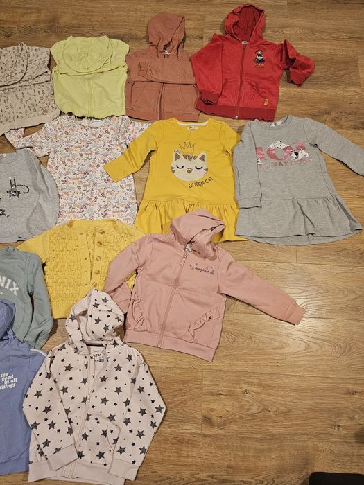 Paka ubrań 110/116 dziewczynka