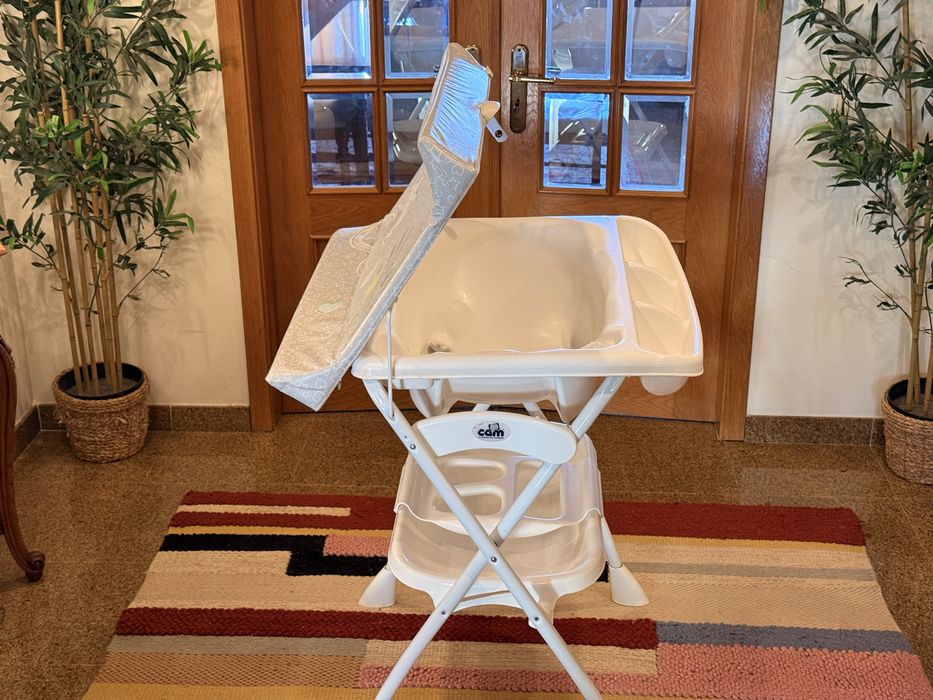 Banheira bebe com Fraldario