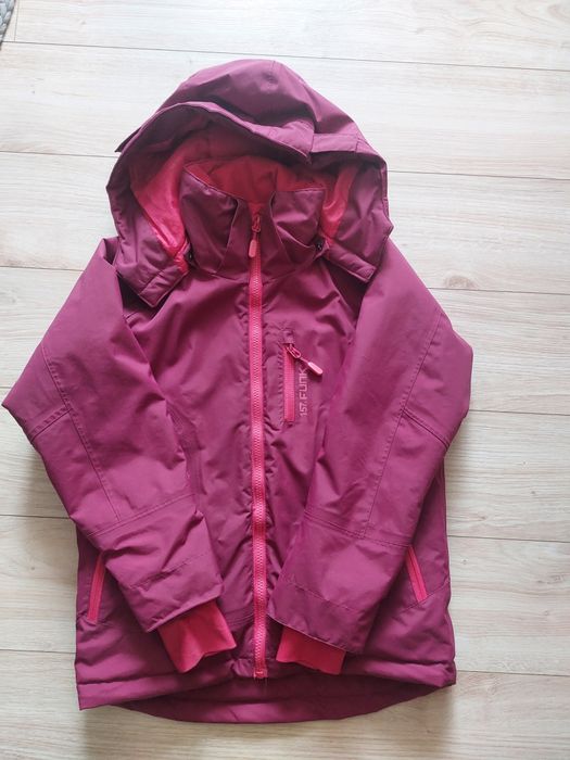 Куртка на дівчинку