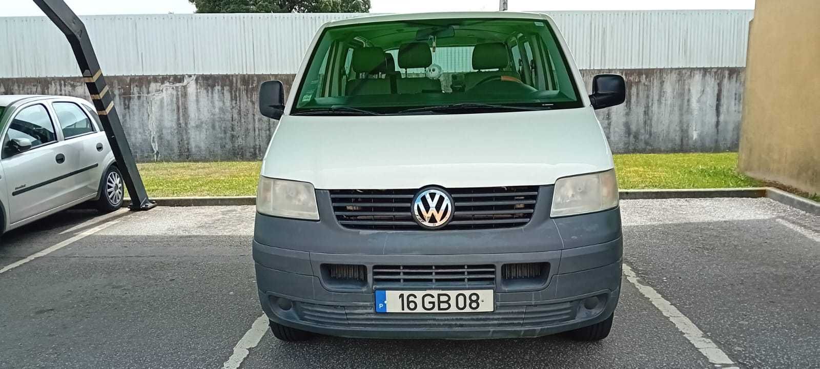 Transporter VW T5 - 9 Lugares