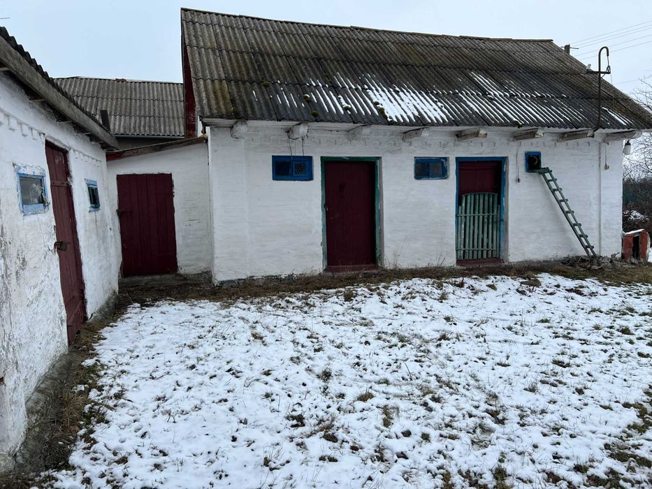 Продається будинок в селі Шапіівка.