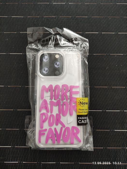 Чехол на iPhone 16 Pro
