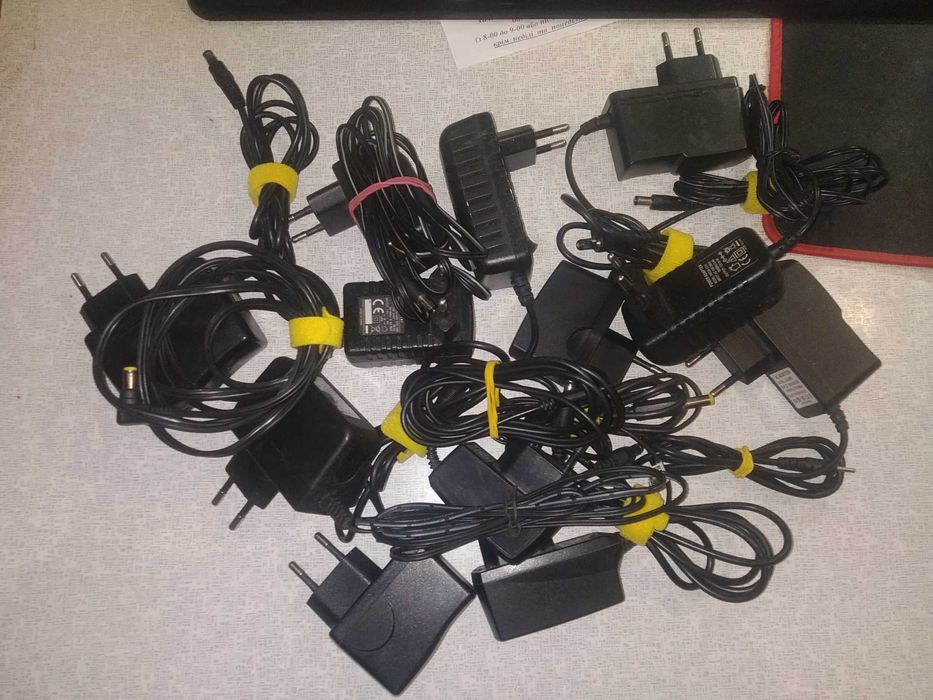 Блок питания 12в,9в,5в DC5.5-2.5MM