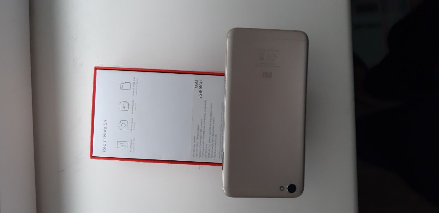 Телефон Xiaomi note 5a