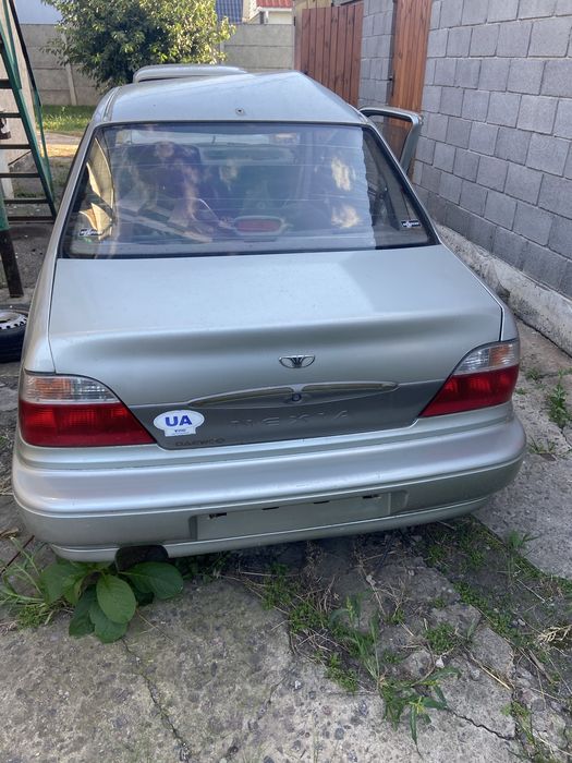 Запчасти нексія