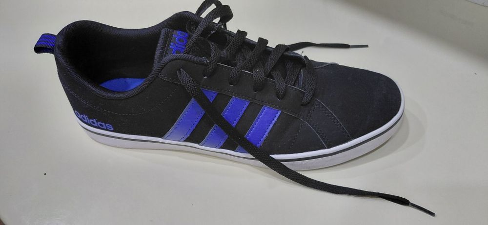 Кросівки Adidas(оригінал)