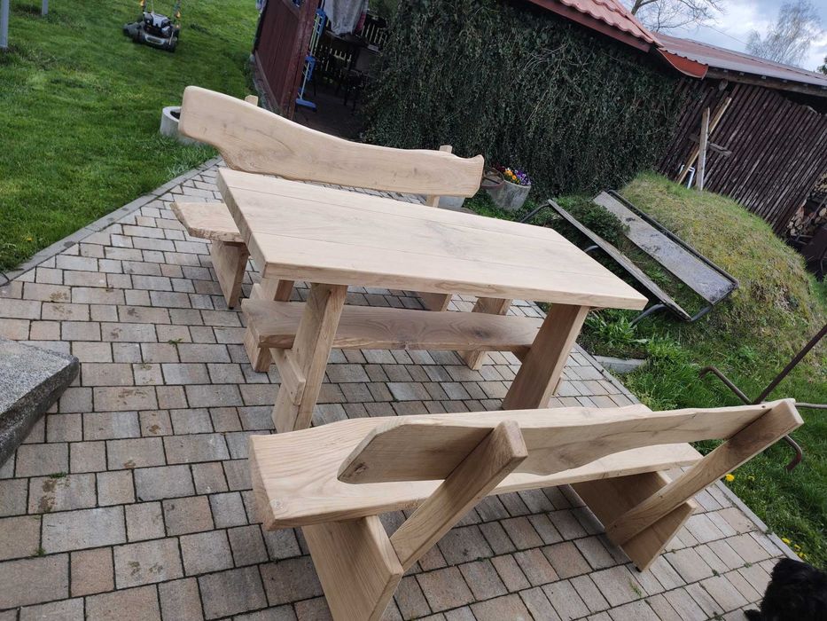Dębowe meble ogrodowe
