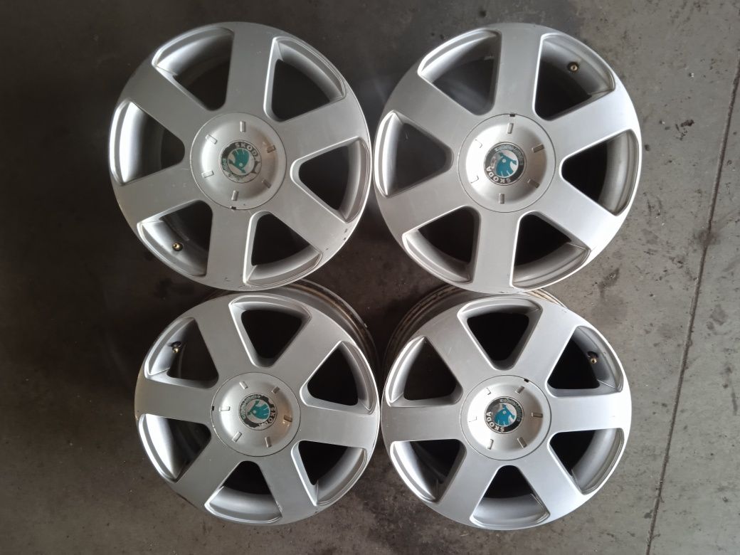 Oryginalne felgi aluminiowe do Skody 16 cali, 5x112