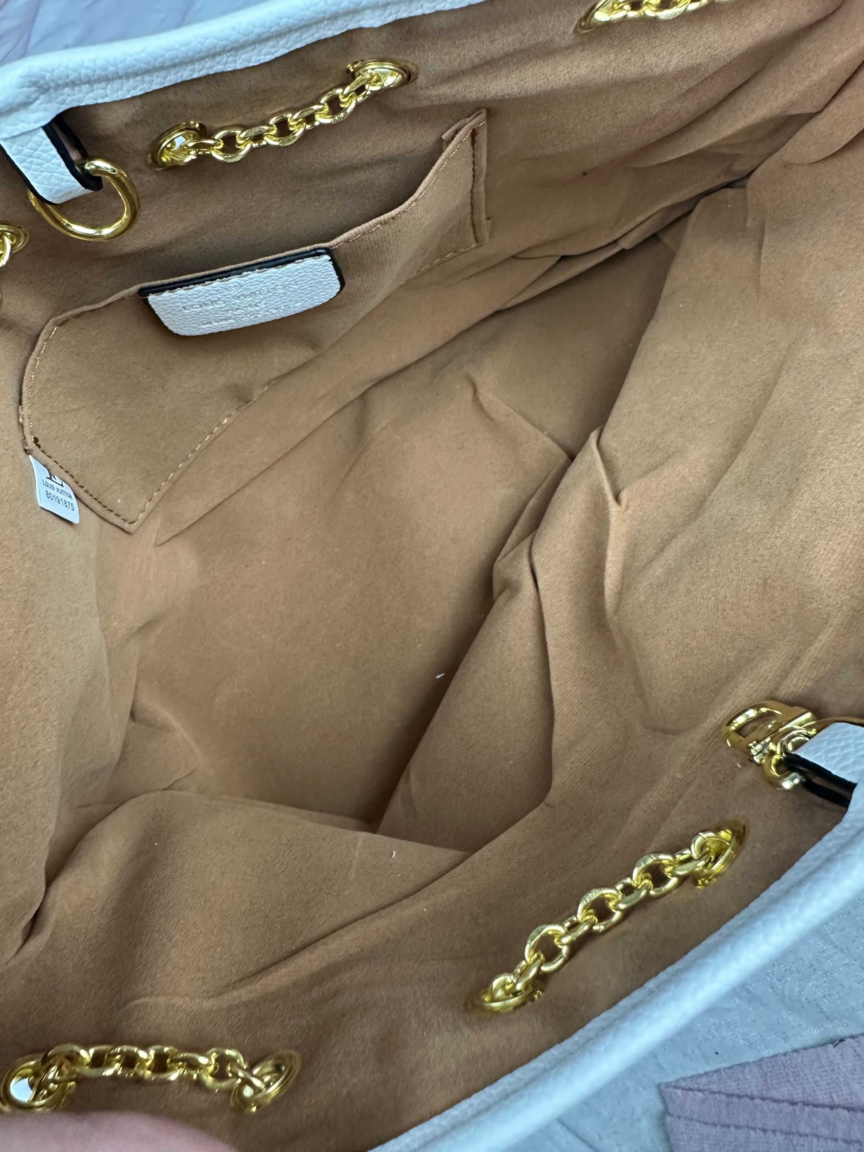 Torba worek Torebka damska Louis Vuitton kuferek nowa logowana biala