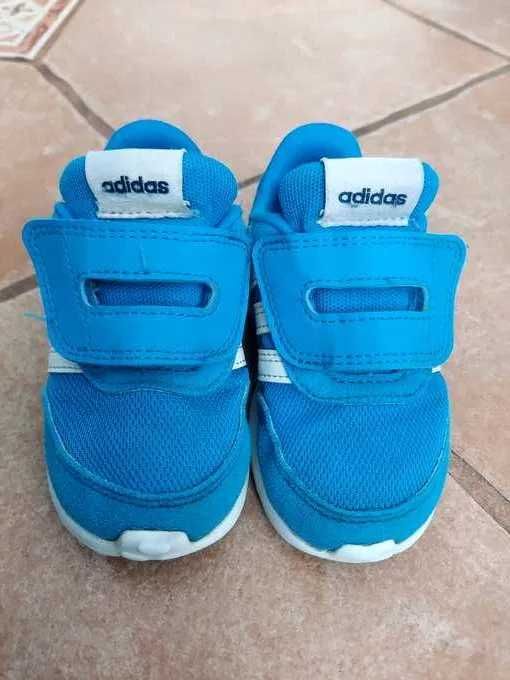 Buty Adidas dziecięce rozmiar 22 oryginalne stan bdb