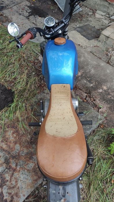 Продам мотоцикл  Иж -планета 4