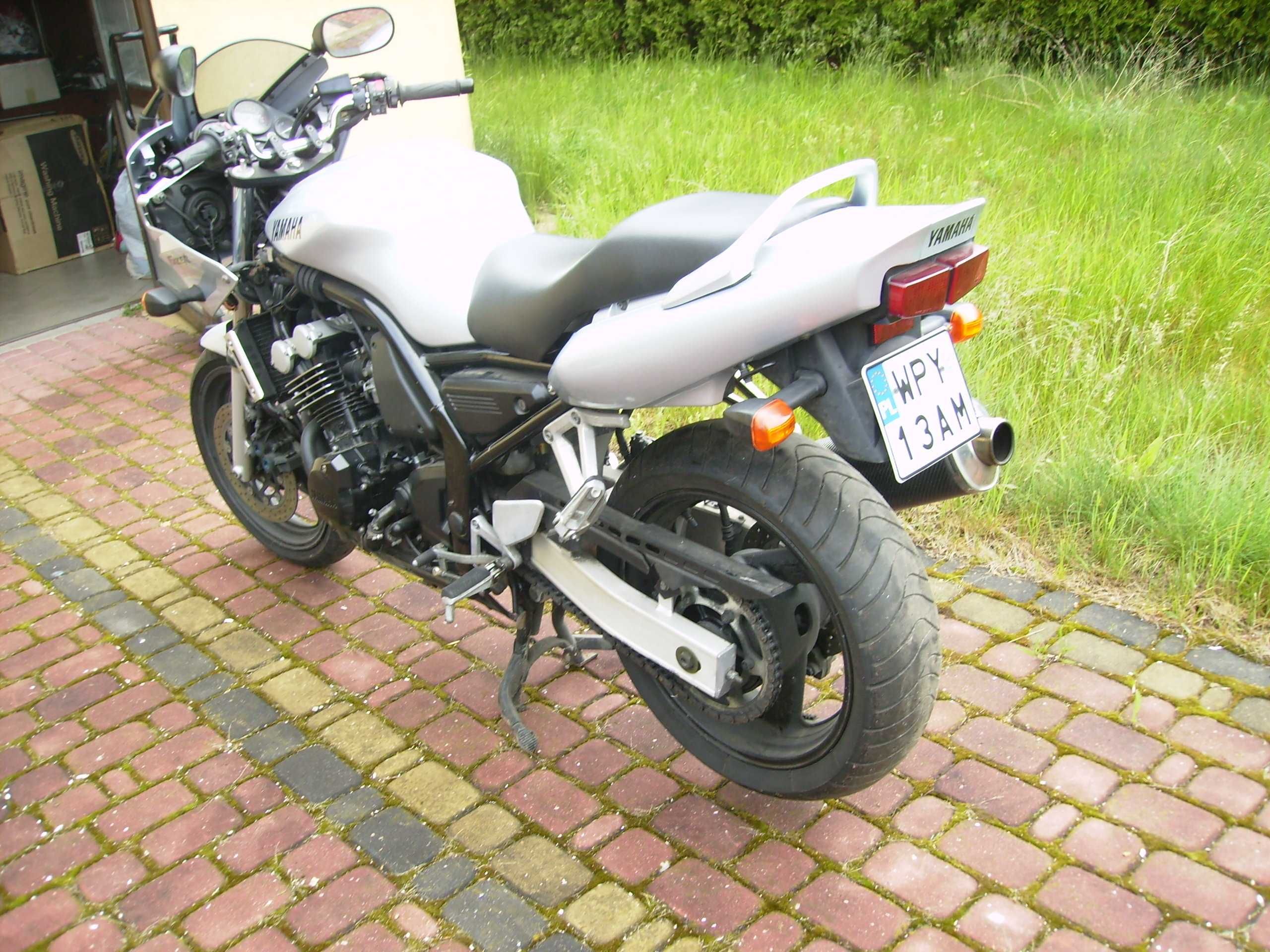 Sprzedam YAMAHA FAZER    FZS 600