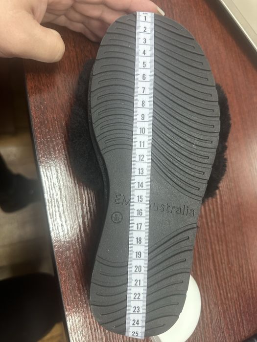 Тапулі натуральні оригінальні 38-39 р