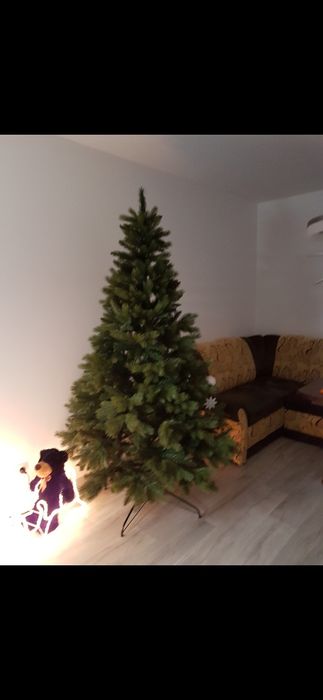 Choinka sztuczna  220 cm