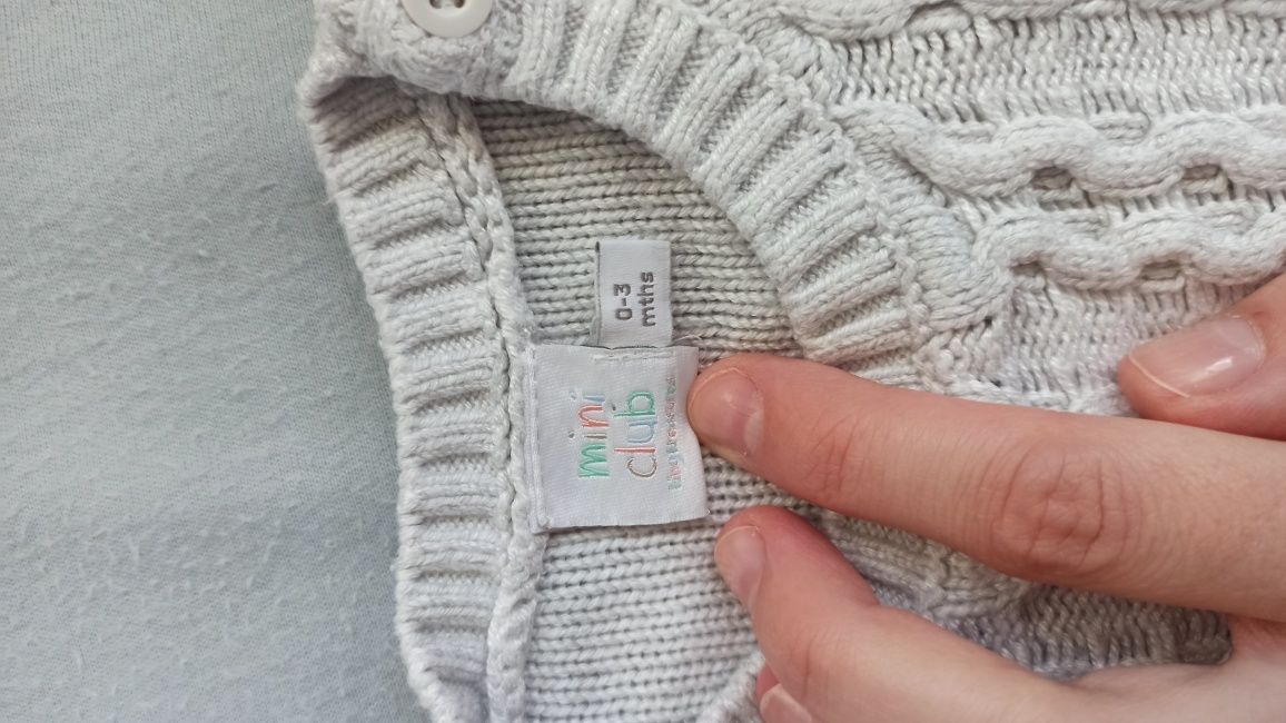 Kombinezon sweterkowy dla niemowlaka