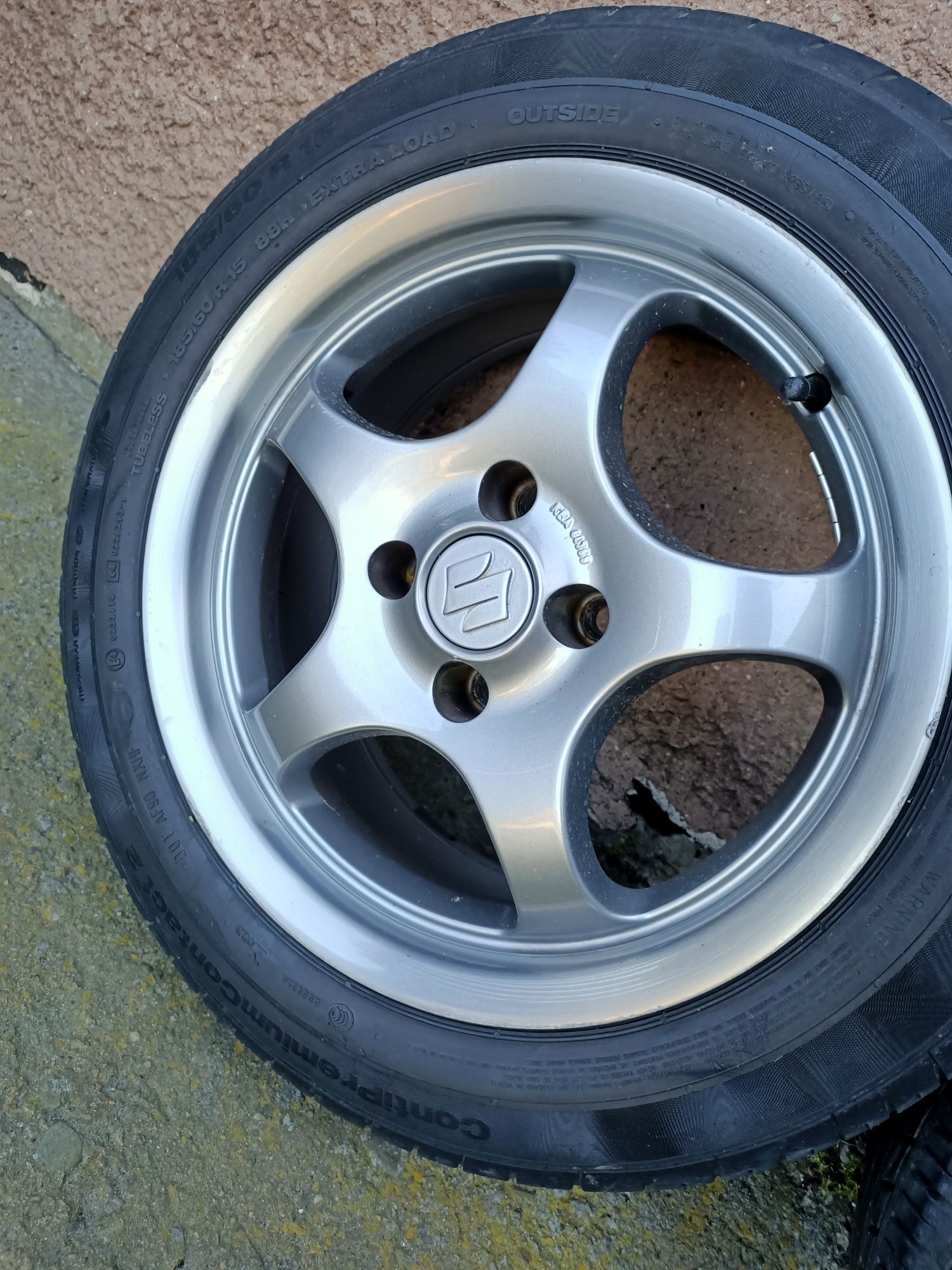 Alufelgi koła 15" 4x100 suzuki continental pirelli