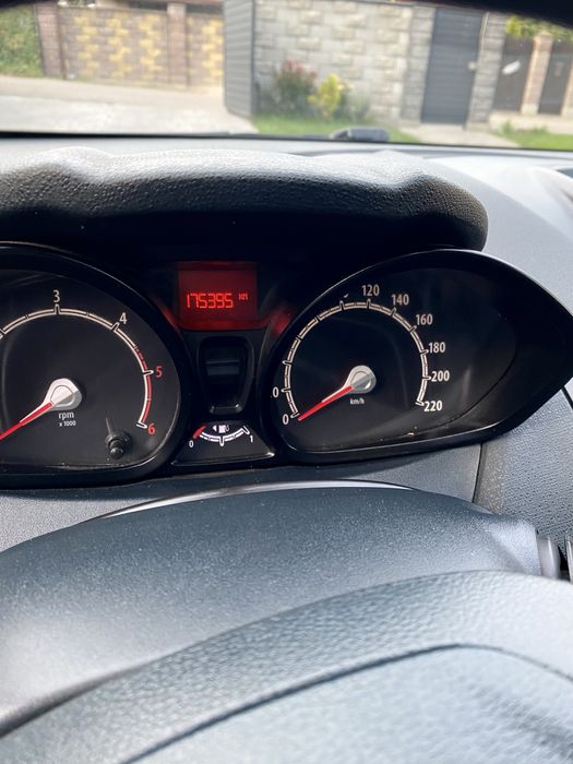 Ford fiesta 1.4 дизель! Супер економна