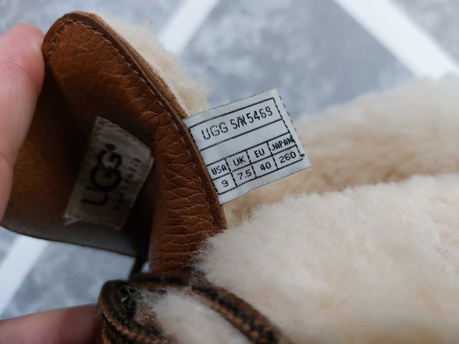 Черевики жіночі Ugg UGG Adirondack Boot II Snow Winter Boots