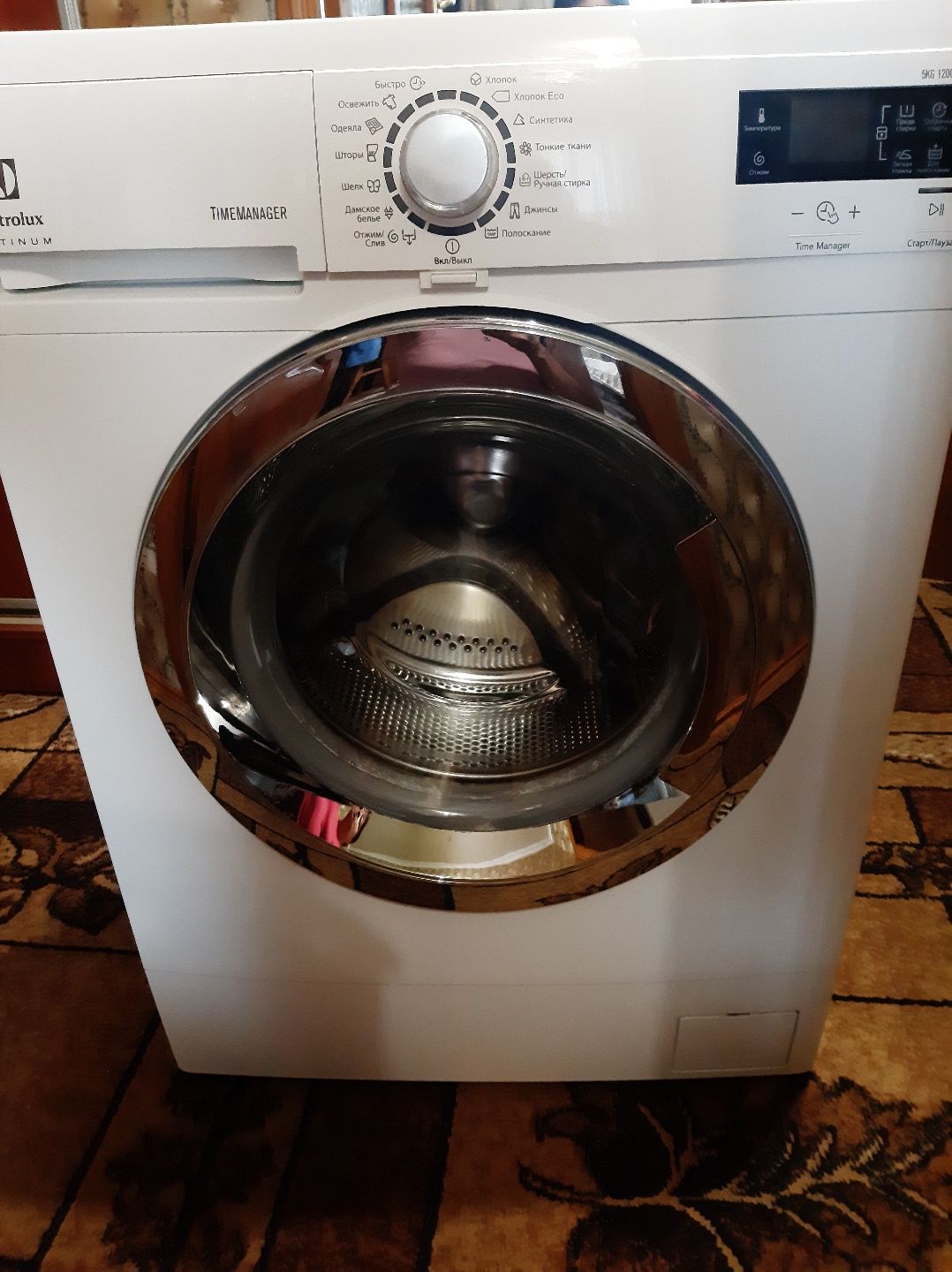 Продам пральную машинку Electrolux EWS1256COU