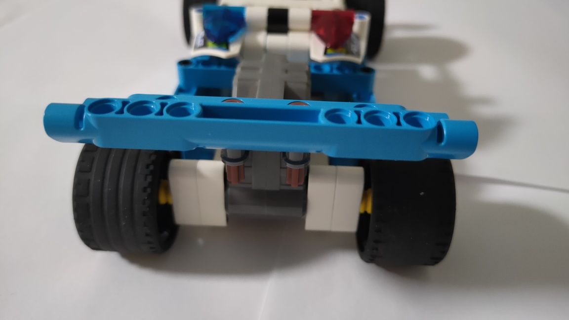 LEGO Technic 42091 - Policyjny pościg