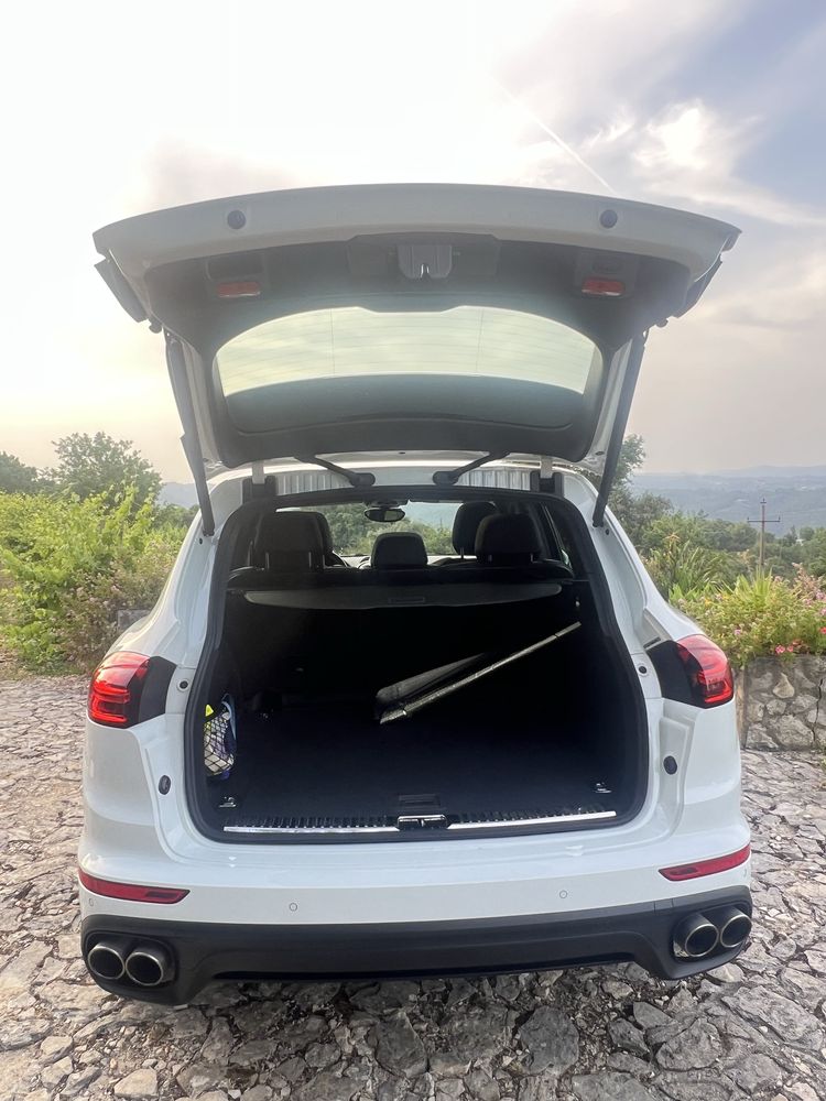 Porsche Cayenne com 40000kms