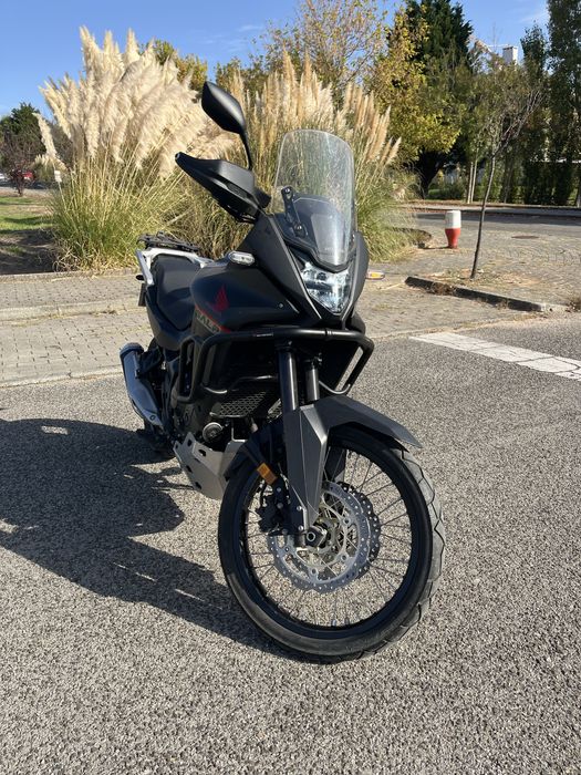 Mota XL750 Transalp com Extras - apenas 2600kms