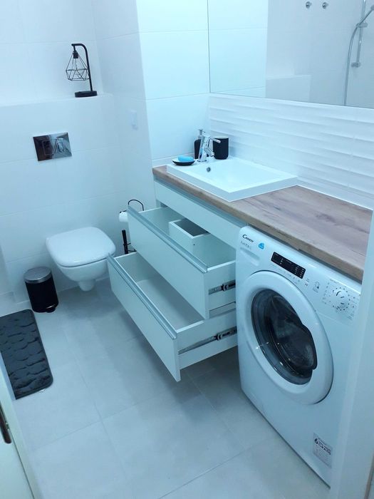 Rozkładowe 2-pokojowe, 6. piętro, klimatyzacja – ul. W. Reymonta