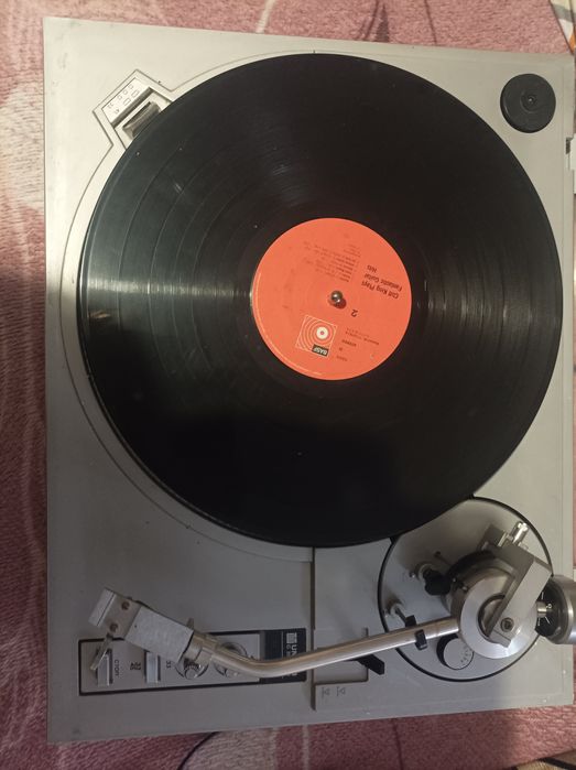 Вініл програвач радянський