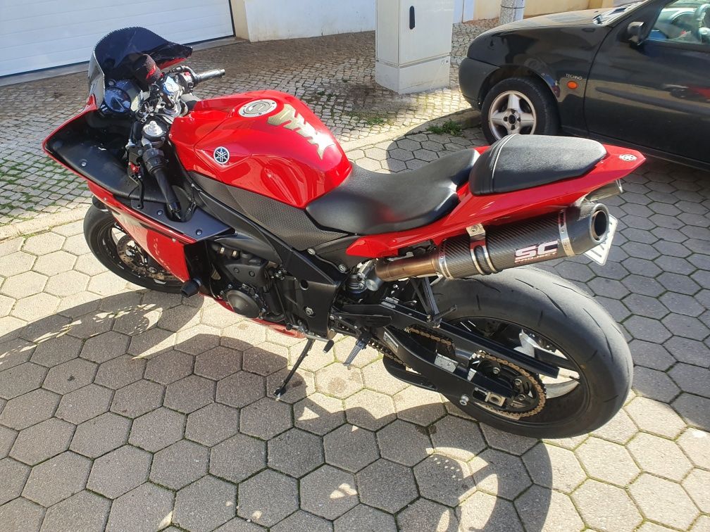 Yamaha R1 2014. 12000€