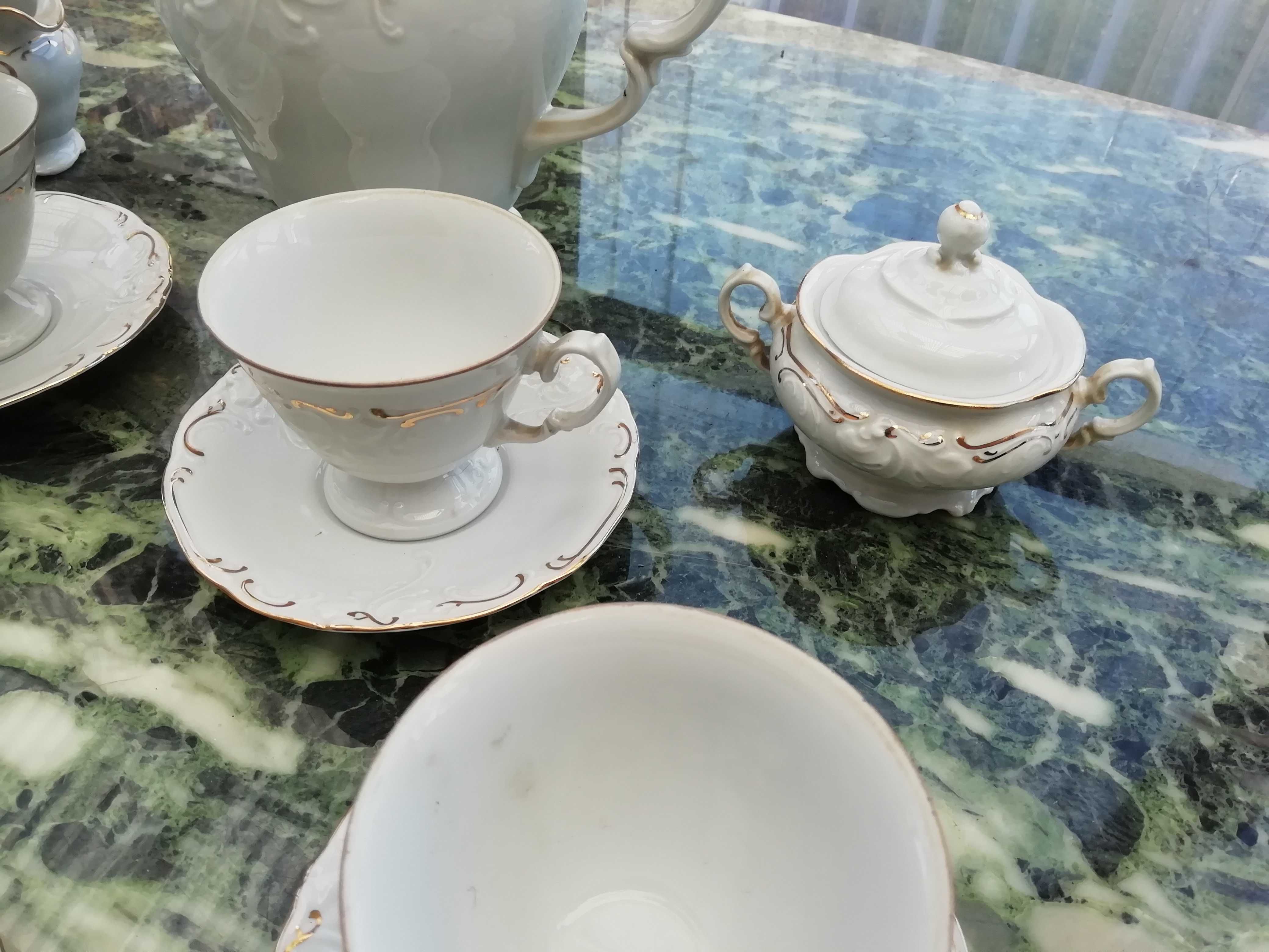 Zabytkowy serwis porcelanowy Karolina