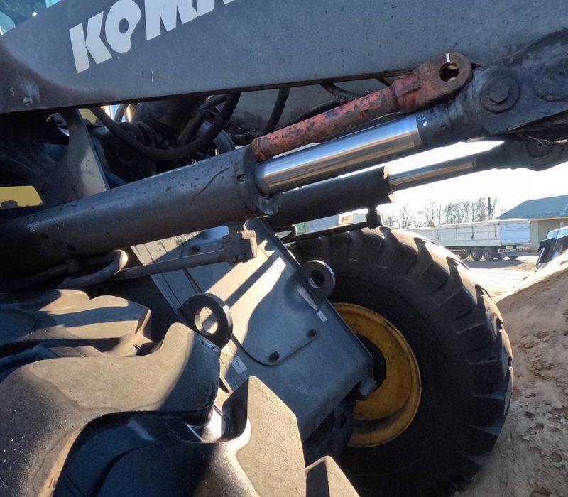 Разборка погрузчика  Komatsu WA 250-6