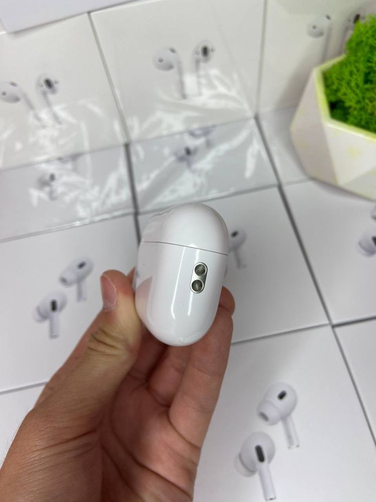 Airpods pro 2.