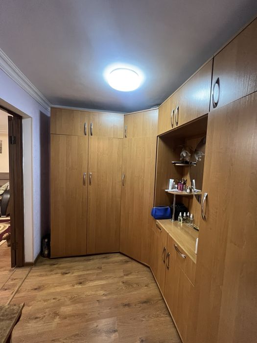 Продаж частини будинку на Крошні. 120 м2, 7 соток. Торг.