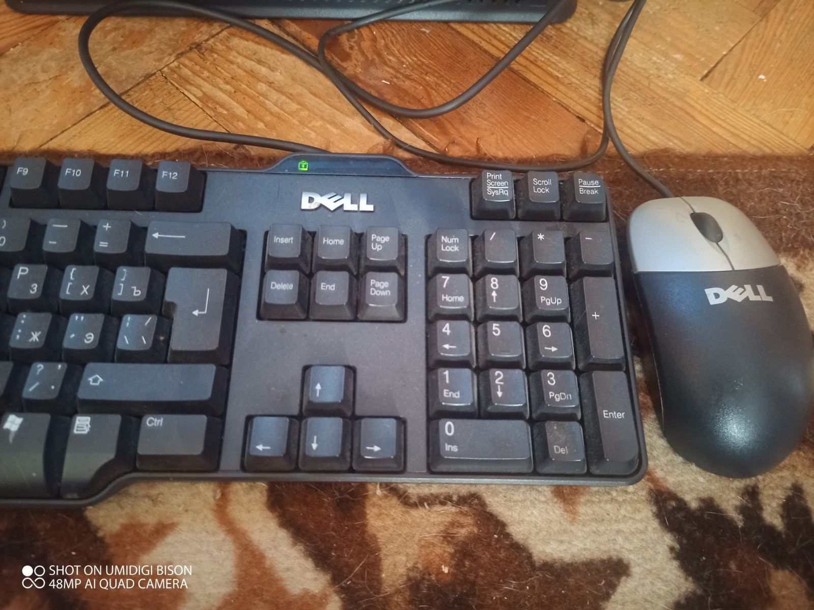 Компьютер (системный блок, монитор, клавиатура, мышь) Dell