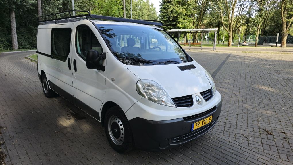 Renault Trafic_long_Brygada_6ośob_2013r_2.0dci