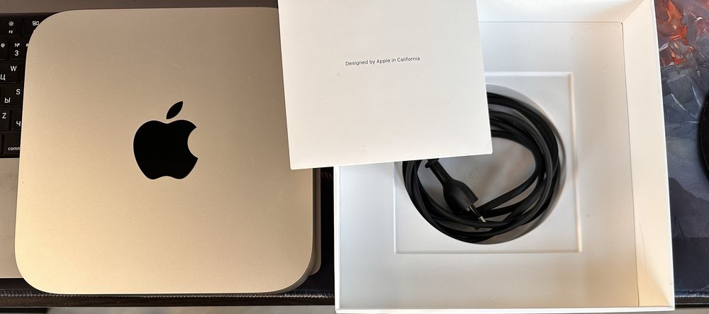 Комп’ютер Apple Mac Mini M2 8/256Gb (MMFJ3UA/A)