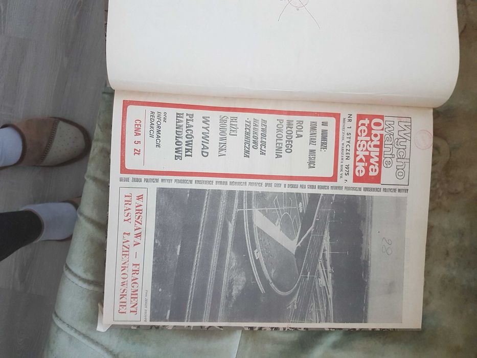 Stare czasopismo Wychowanie  obywatelskie rocznik 1975 oprawiony