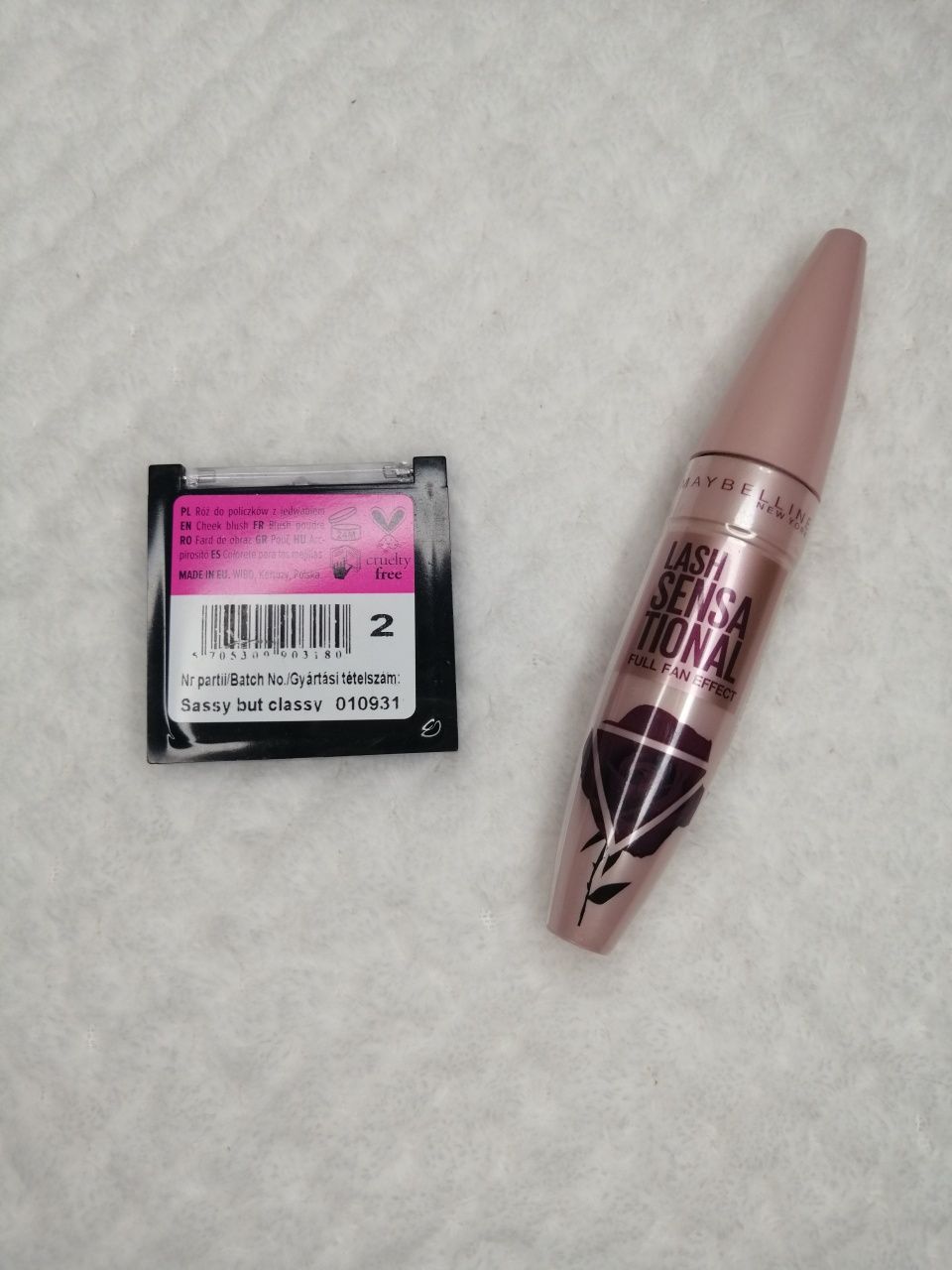 Maybelline Sensational burgundy, Wibo Cheek to Cheek Sassy but classy