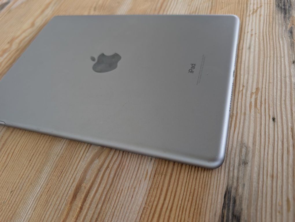Apple ipad 6 32gb wifi