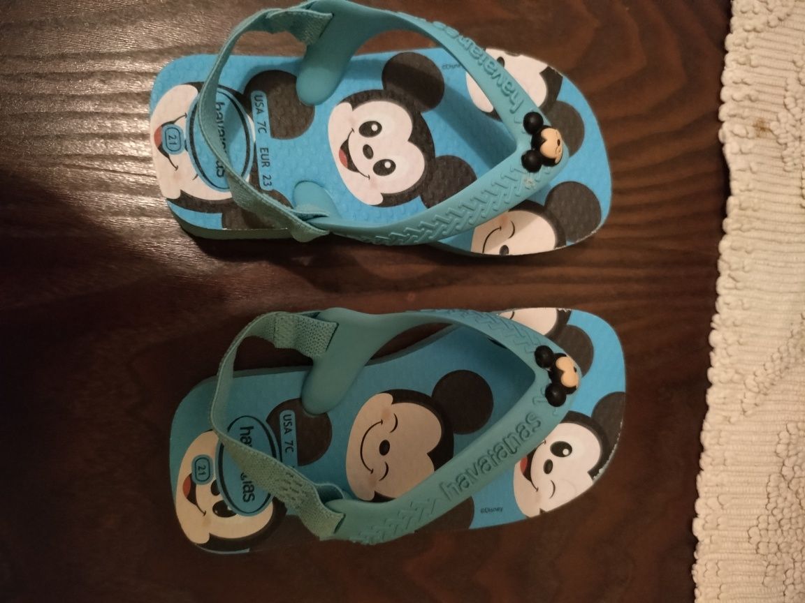 Vendo havaianas baby