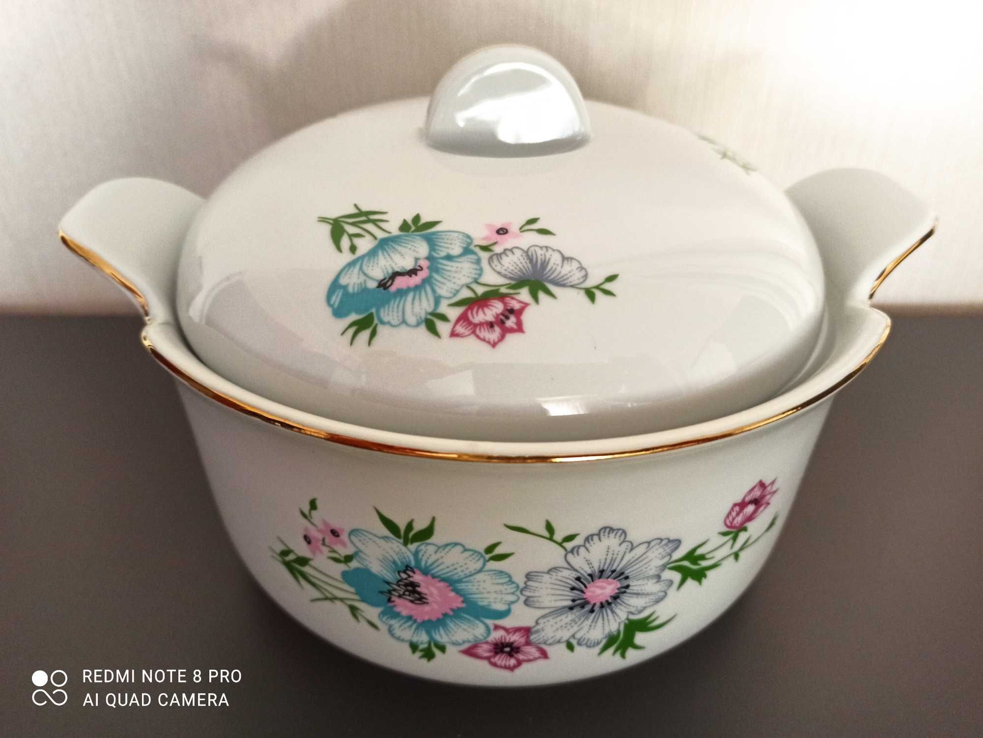 Waza, porcelana Wawel, Nowa